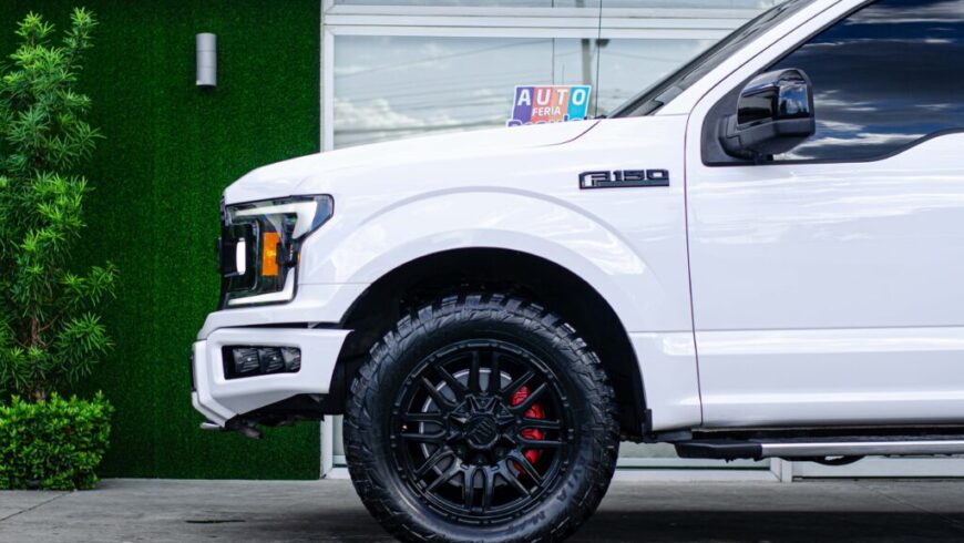 Ford F 150 FX4 2018 - Frente lateral