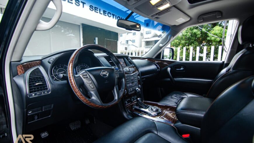 Nissan Patrol LE 2016 - Interior Volante